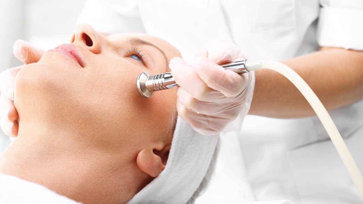 Skin-Tightening-Treatment-1-1